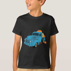 Fall Pumpkin Harvest Time Old Pickup Farm Truck  T-Shirt