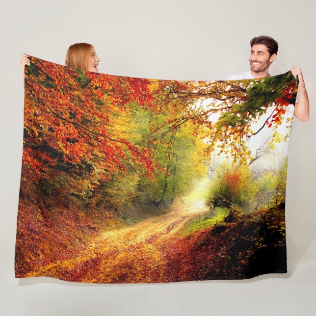 FALL TRAIL FLEECE BLANKET (In Situ)