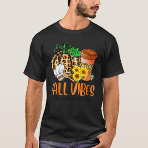 Fall Vibes And That Lunch Lady Life Pumpkin Thanks T-Shirt