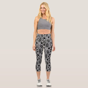 Fallen Leaves Big Pattern Black on Grey Capri Leggings