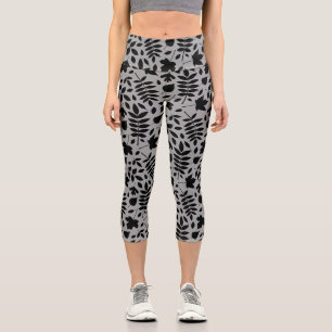 Fallen Leaves Lg Pattern Black on Grey Capri Leggings