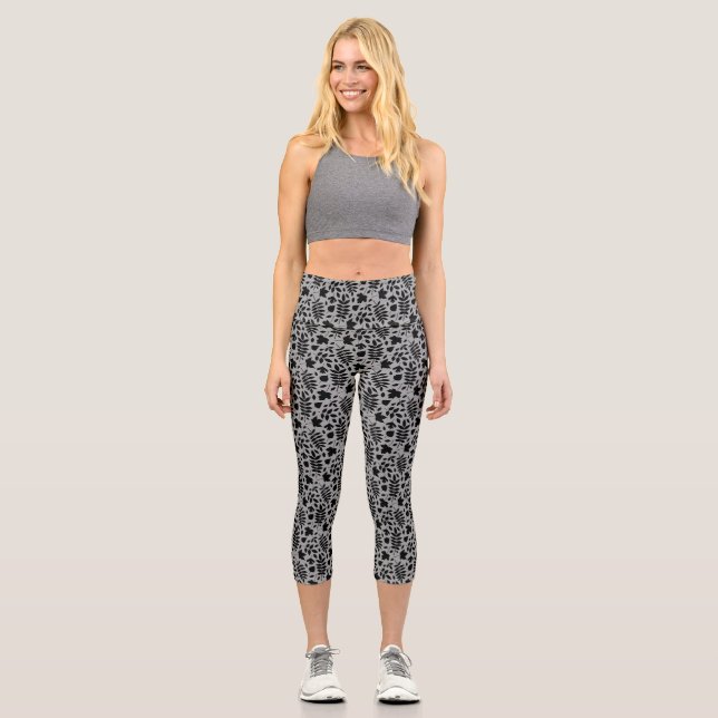 Fallen Leaves Pattern Black on Grey Capri Leggings (Front)