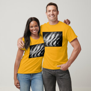fallen vultures T-Shirt