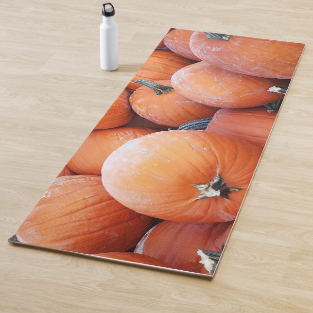 Falln Pumpkin Pile Yoga Mat (In Situ)