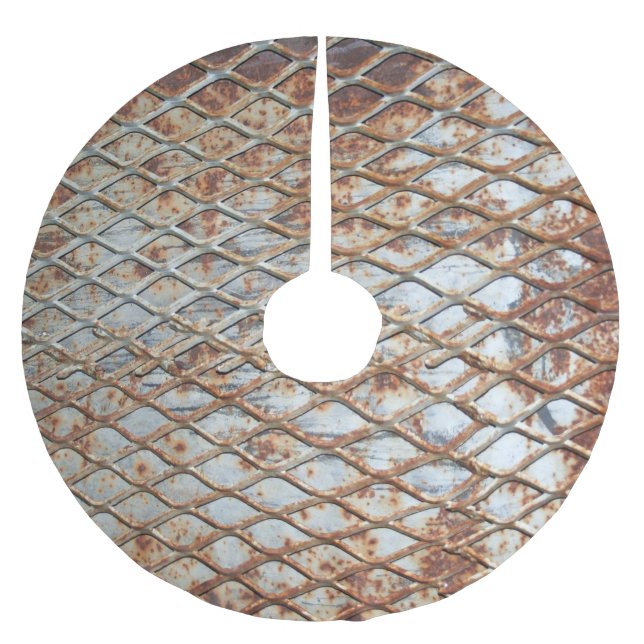 Falln Rusty Grate Brushed Polyester Tree Skirt (Front)