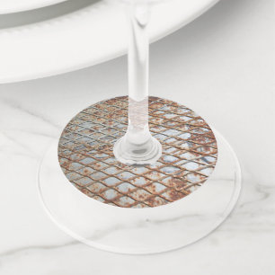 Falln Rusty Grate Wine Glass Tag