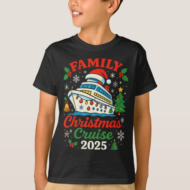 Family Christmas Cruise 2025 Matching Family Winte T-Shirt (Front)