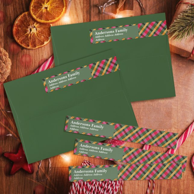 Family Christmas Plaid Green Wrap Around Label (Creator Uploaded)