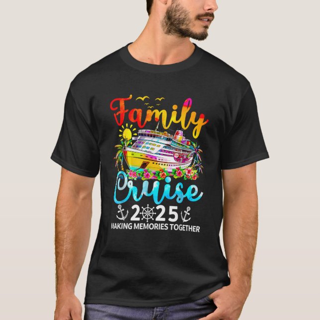 Family Cruise 2025 Family Vacation Matching 2025  T-Shirt (Front)