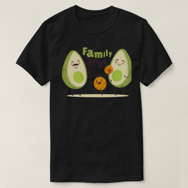 Family first T-Shirt (Design Front)