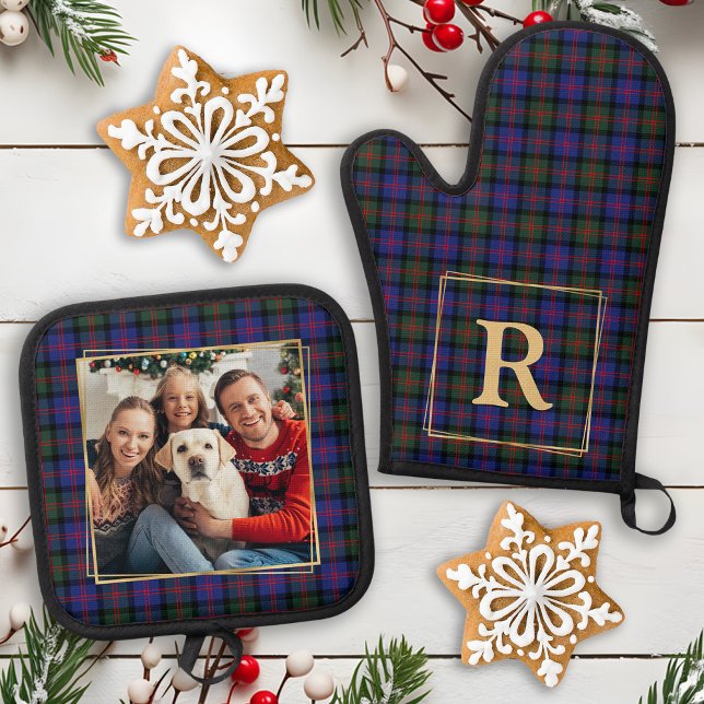 Family Photo Christmas Plaid Personalised Monogram Oven Mitt & Pot Holder Set (Creator Uploaded)