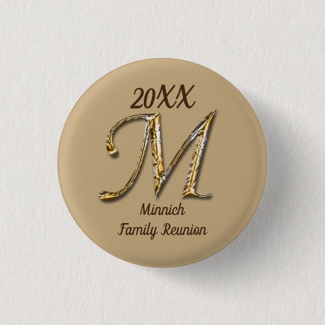 Family Reunion Gold Letter M Monogram Keepsake 3 Cm Round Badge (Front)