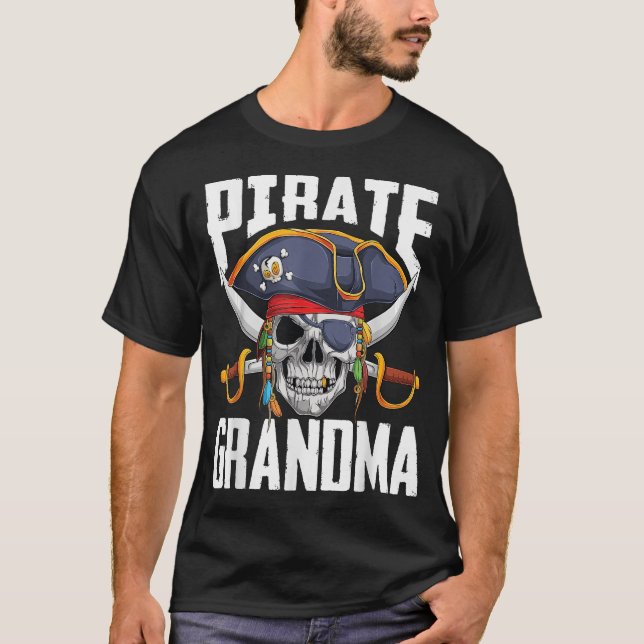 Family Skull Pirate Grandma Jolly Roger Crossbones T-Shirt (Front)