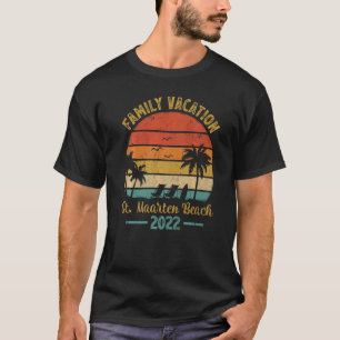 Family Vacation 2022 Vintage Palm Tree St Maarten  T-Shirt