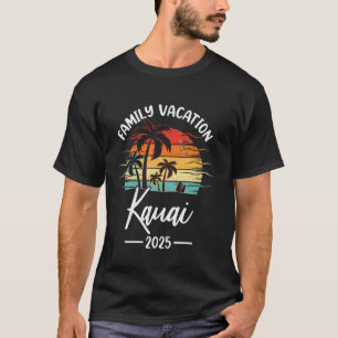 Family Vacation 2025 Vintage Hawaii Kauai Beach T-Shirt