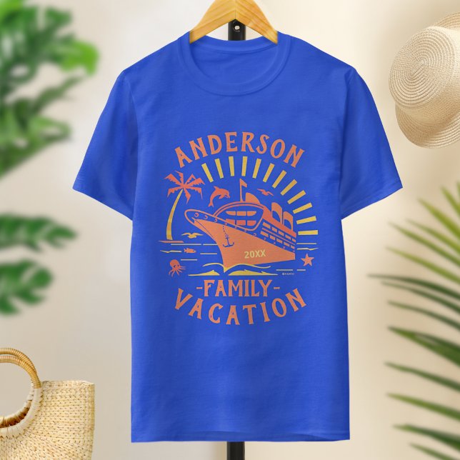 Family Vacation Cruise Ship Trip | Personalised V1 T-Shirt