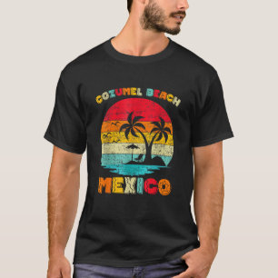 Family Vintage Retro Mexico Cozumel Beach Presents T-Shirt