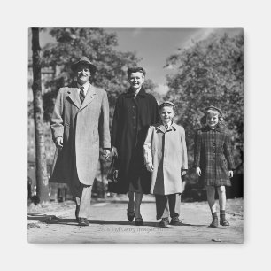 Family Walking Magnet