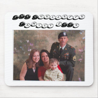 familypic2009, THE Ouellette Family 2009 Mouse Mat