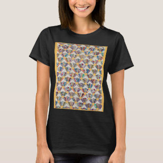 Fan quilt with yellow border T-Shirt