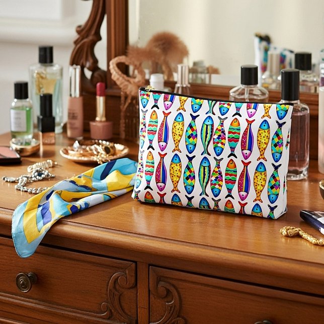 Fancy fish accessory pouch (Creator Uploaded)