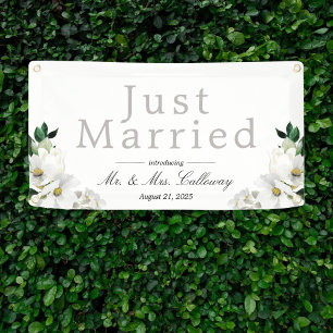 Fancy Flowers Just Married Car Banner