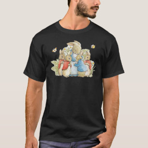 Fanny Family peter rabbit Classic T-Shirt