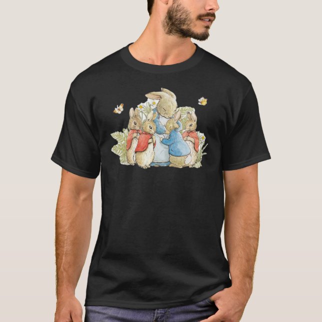 Fanny Family peter rabbit Classic T-Shirt (Front)