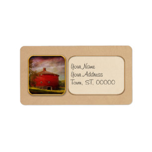 Farm - Barn - Red round barn Label