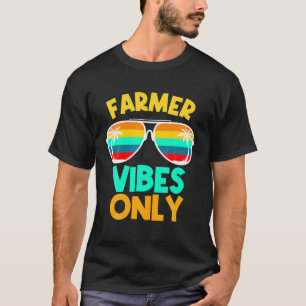 Farmer Vibes Only Student Farmer Retirement Leavin T-Shirt