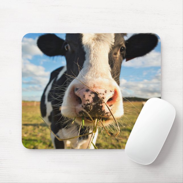 Farms | Holstein Cow Chewing Mouse Mat (With Mouse)