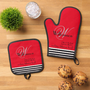 Father Of Bride Christmas Gift Monogram Chic Red Oven Mitt & Pot Holder Set