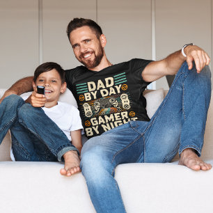 Father's day Dad by day Gamer by night T-Shirt