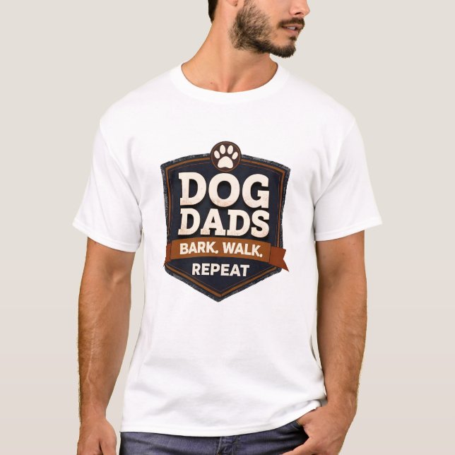 Father's day: Rugged patch "Dog Dads" T-Shirt (Front)