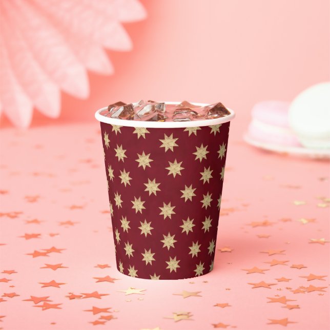 Faux Gold Foil & Red Stars Pattern Paper Cups (Insitu)