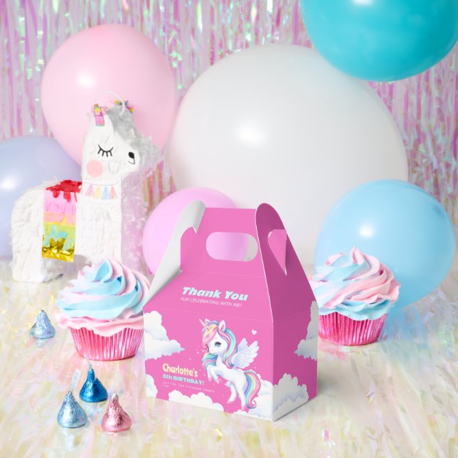 Favour Boxes to a magical birthday party. (Party)