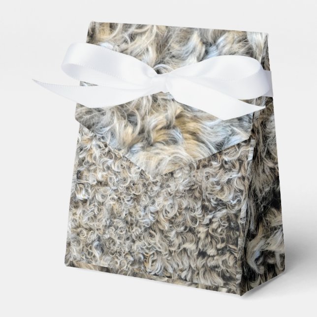 Favour party box , wool fur fluff, 5 options (Front Side)