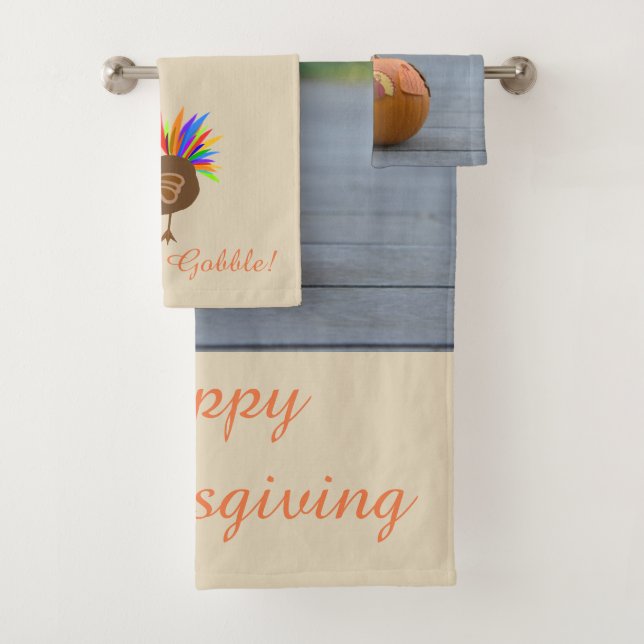 Feathered Turkey Pumpkin Thanksgiving Bath Towels (Insitu)