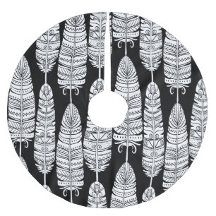 Feathers boho: black and white pattern brushed polyester tree skirt