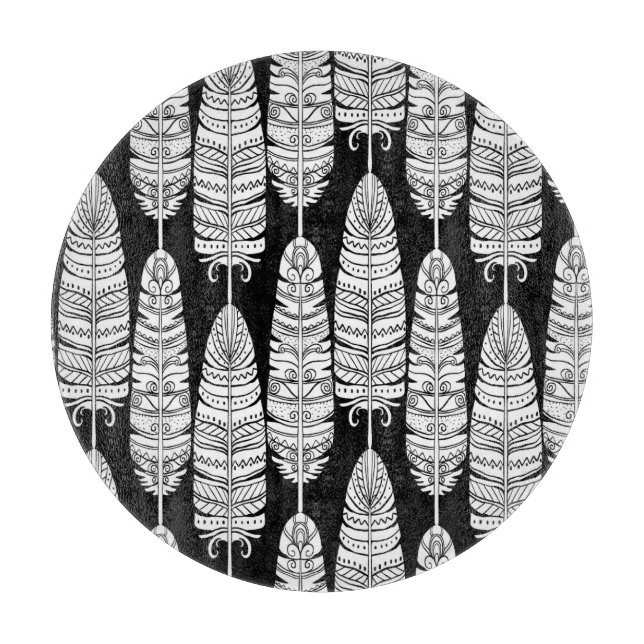 Feathers boho: black and white pattern cutting board (Front)