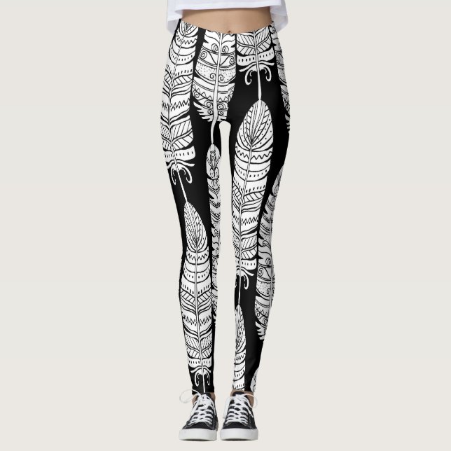 Feathers boho: black and white pattern leggings (Front)