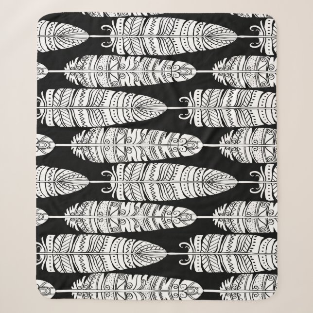 Feathers boho: black and white pattern sherpa blanket (Front)
