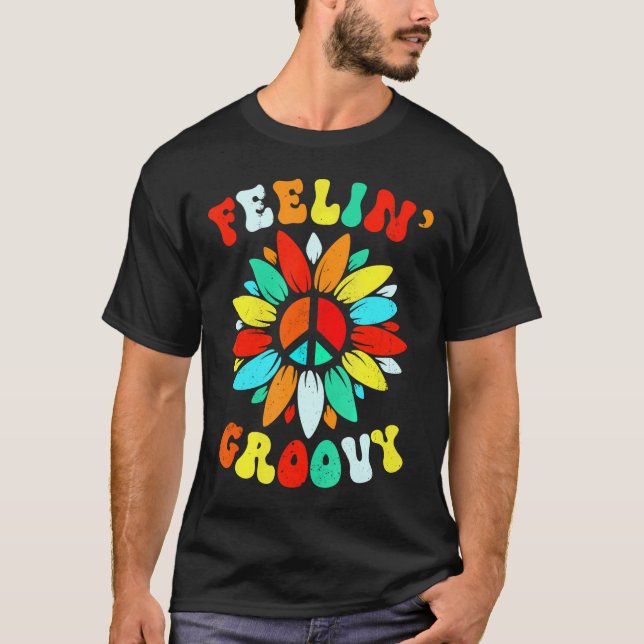 Feeling Groovy Flower 60S 70S Hippie Funny       T-Shirt (Front)