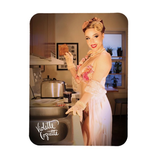 "Feeling Toasty" / Toast Magnet (Vertical)