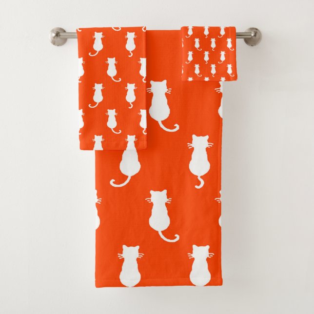 Feline Fun Forever Whimsical Cats Orange Bath Towel Set (Insitu)