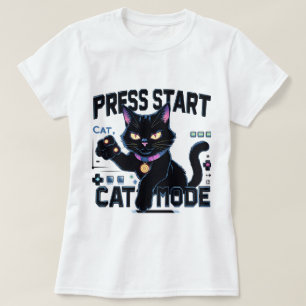 Feline Gamer Cute Kitty Gaming Design T-Shirt