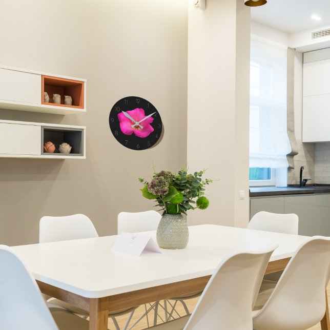 Felt Rose Round Clock (Creator Uploaded)