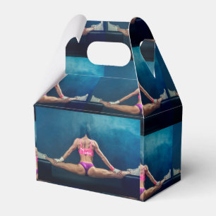 Female Fitness Model Split Thunder_Cove Favour Box