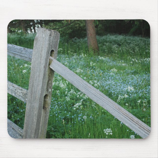 Fence to a Field Mouse Mat (Front)