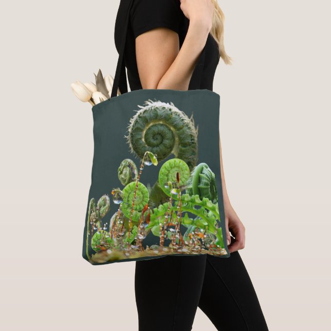 Ferns - spiralling magic tote bag (Close Up)